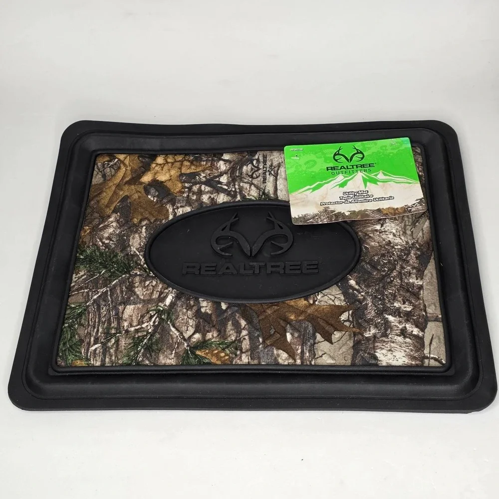Realtree Outfitters Utility Camo Floor Mats Set of 2 Universal Fit Car Track Mat